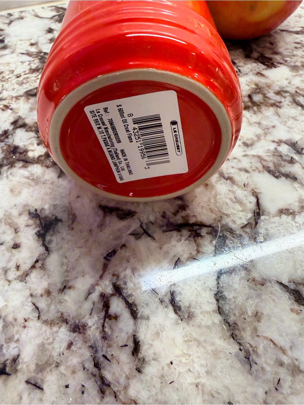 Le Creuset Orange Ombre Olive Oil Dispenser - Picture 5 of 6